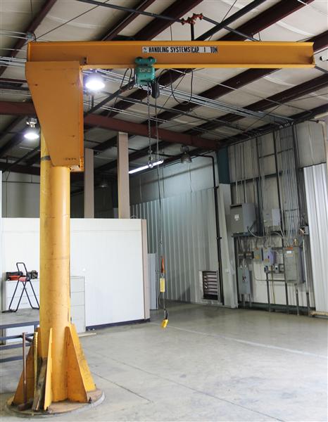 1 Ton Handling System Floor Standing Jib Crane.JPG